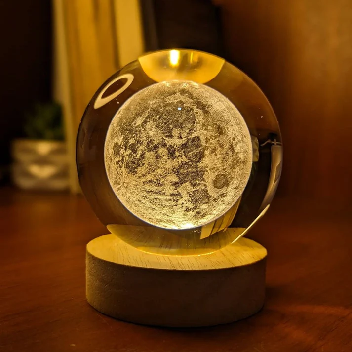 Crystal Ball 3d Moon Lamp, Astronaut Crystal Moon Night Light, Crystal Ball With Astronaut & Led Light Base Birthday Gift